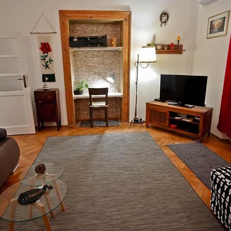 Cote Ensoleille Appartement Pula Buitenkant foto