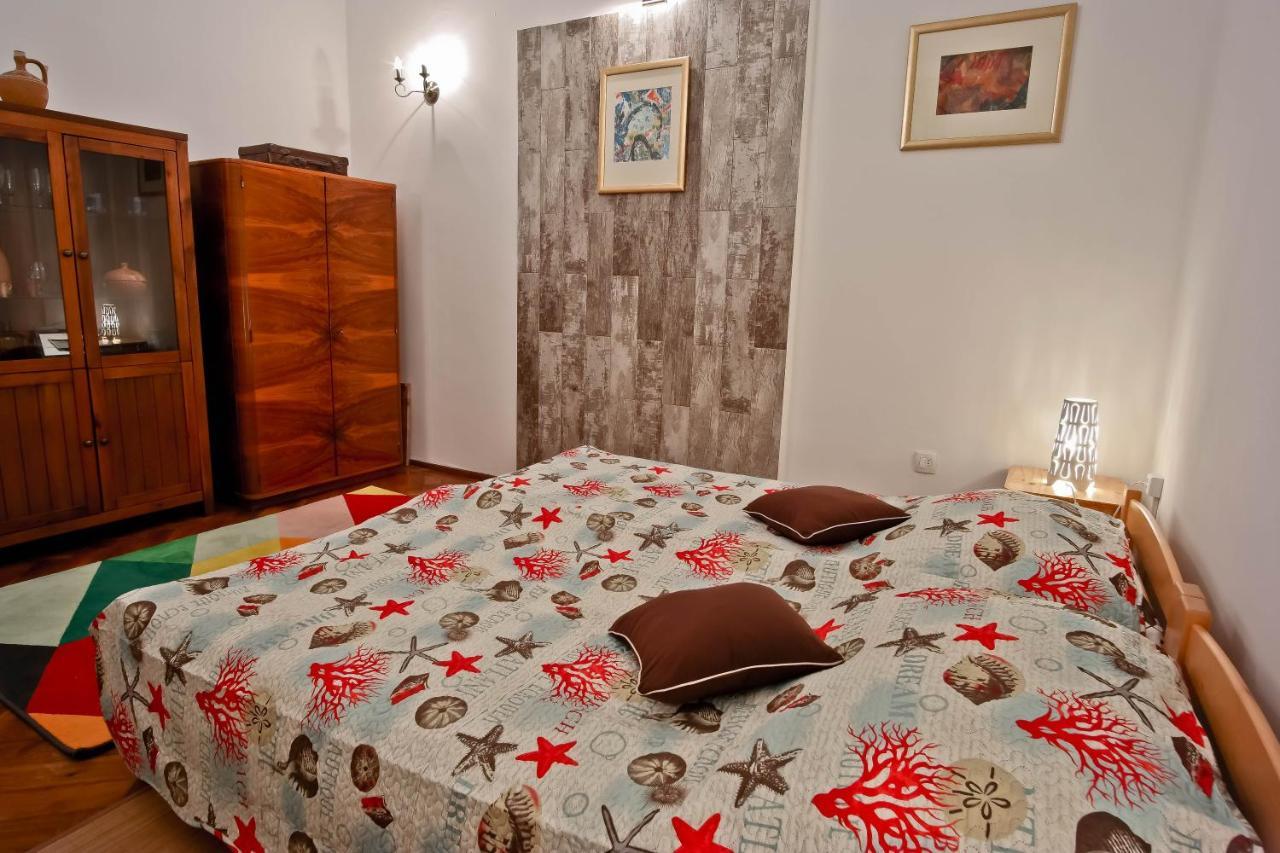Cote Ensoleille Appartement Pula Buitenkant foto