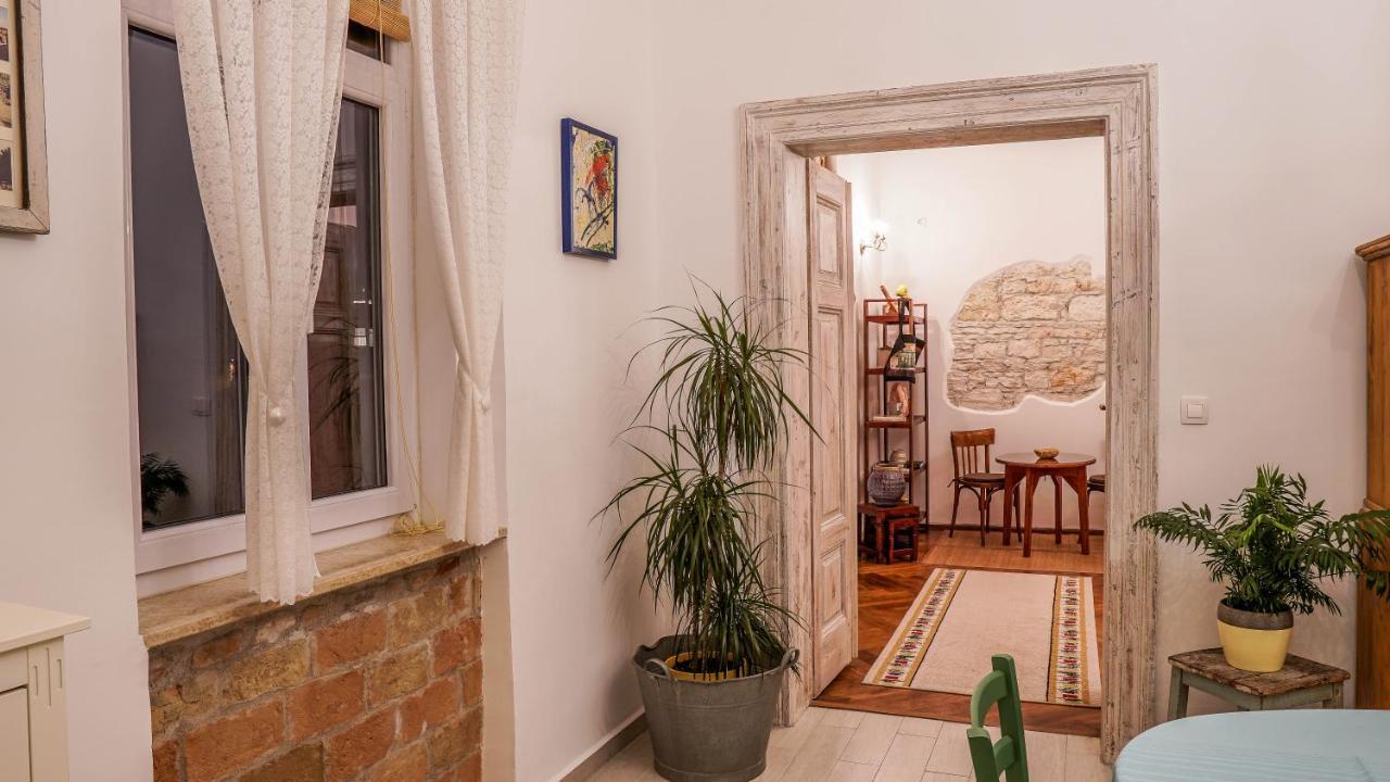 Cote Ensoleille Appartement Pula Buitenkant foto