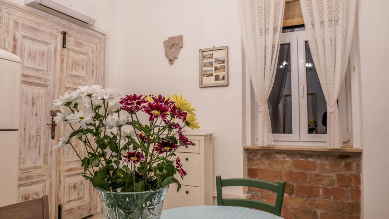 Cote Ensoleille Appartement Pula Buitenkant foto